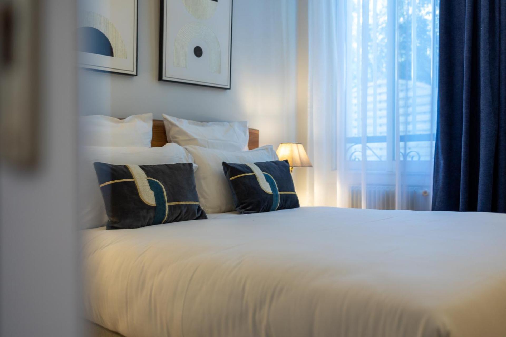 Hotel Albert 1Er Кан Екстериор снимка